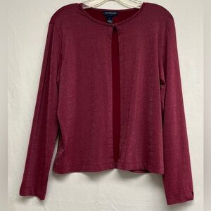 Sweet ANN TAYLOR “SHIMMER” OPEN CARDIGAN
Buttonless open front. Festive. Elegant